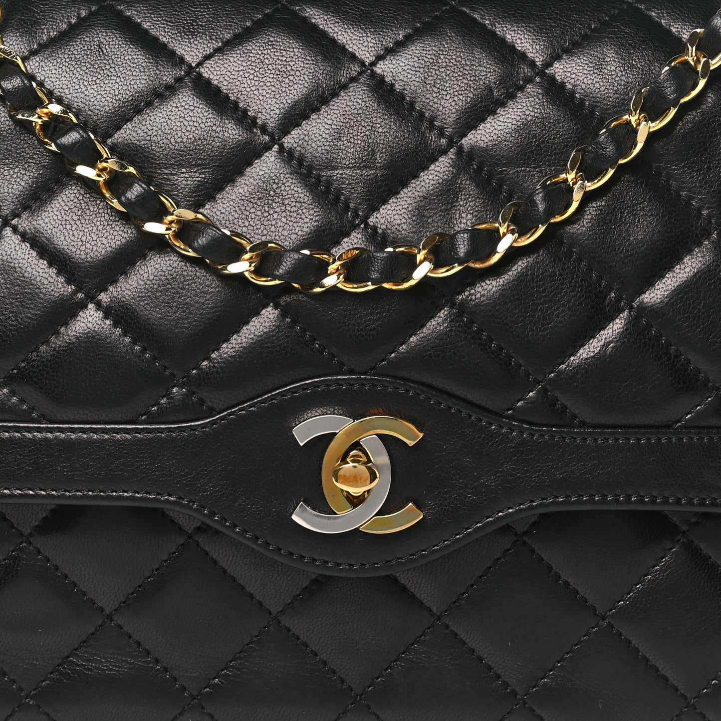 Lambskin Medium Double Flap Black
