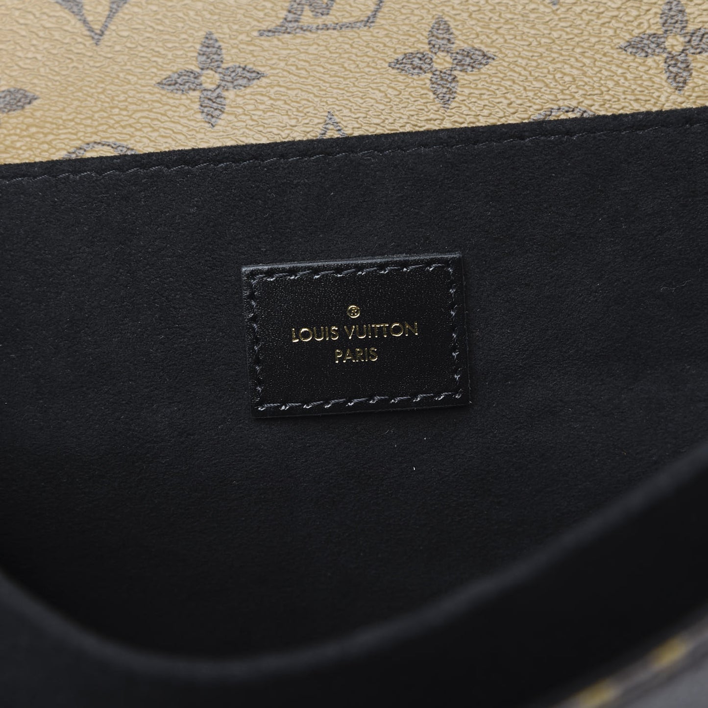 Reverse Monogram Pochette Metis