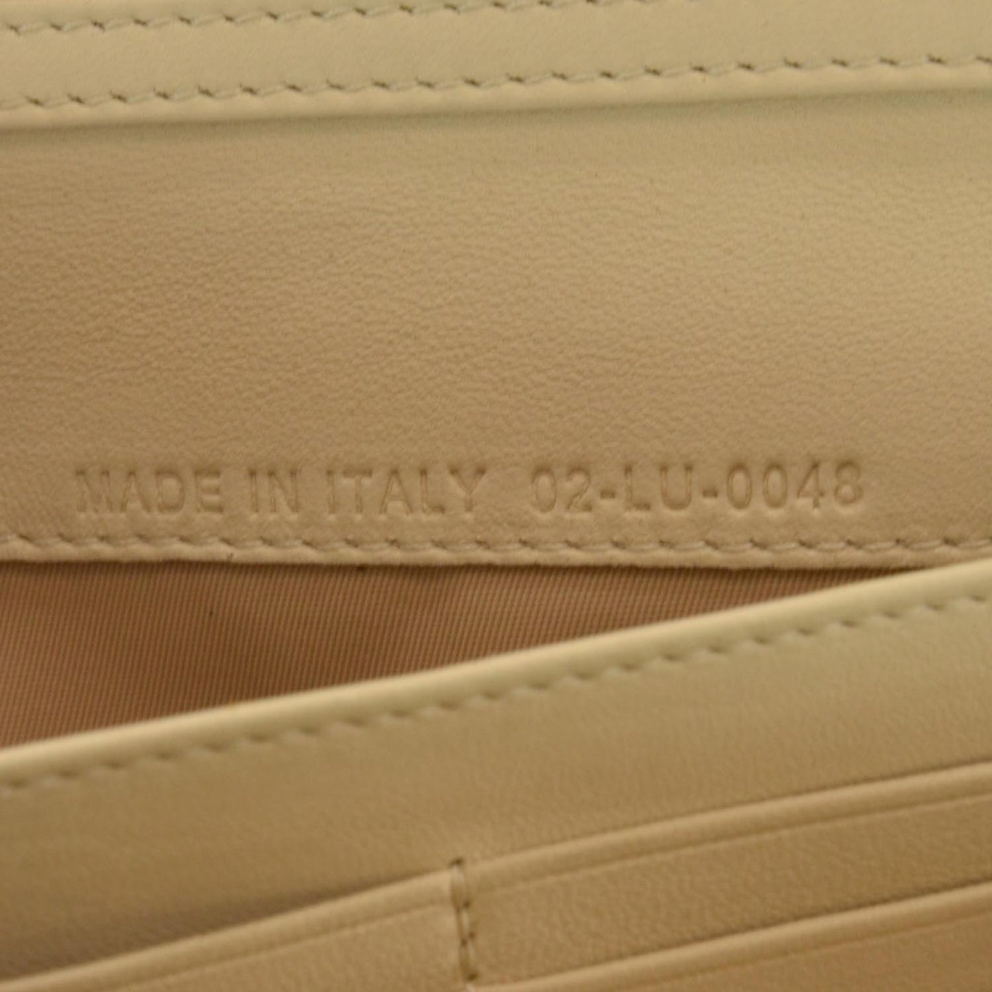 Lambskin Cannage Rendezvous Chain Wallet Beige