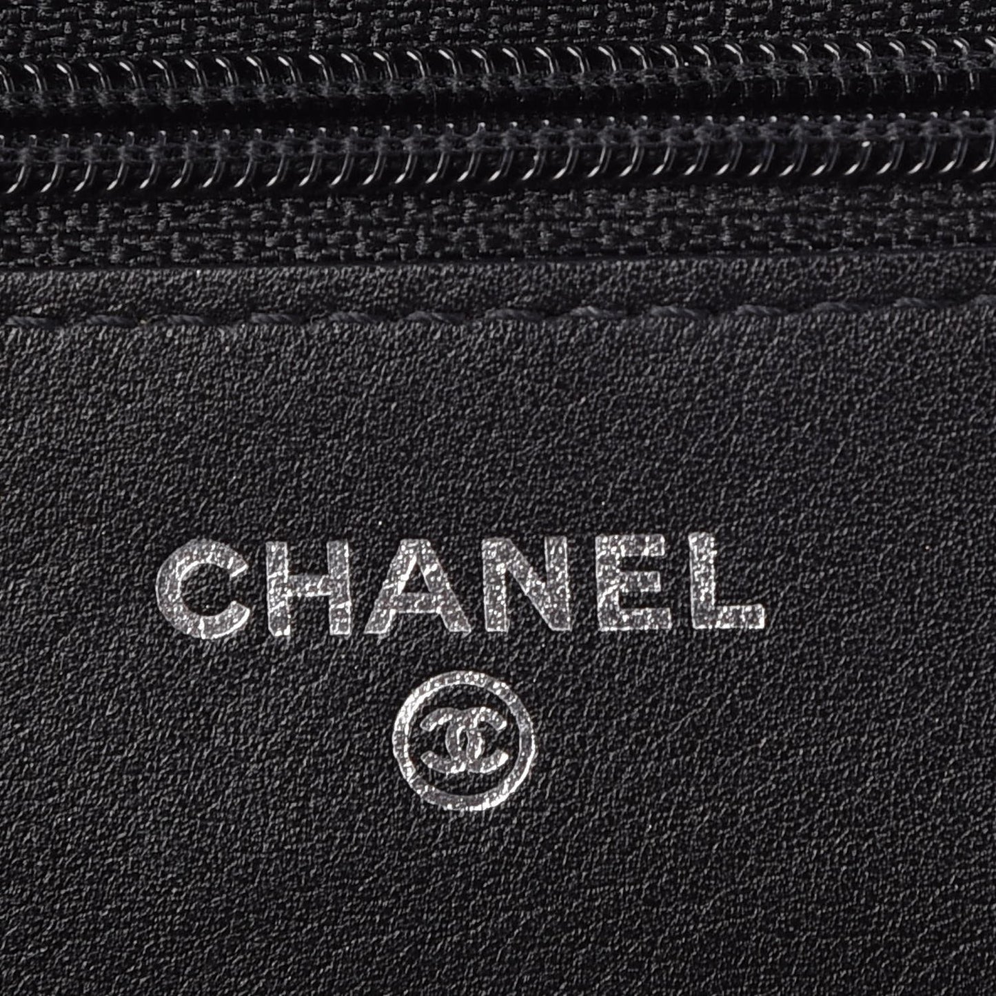 Caviar Sevruga Wallet On Chain WOC Black