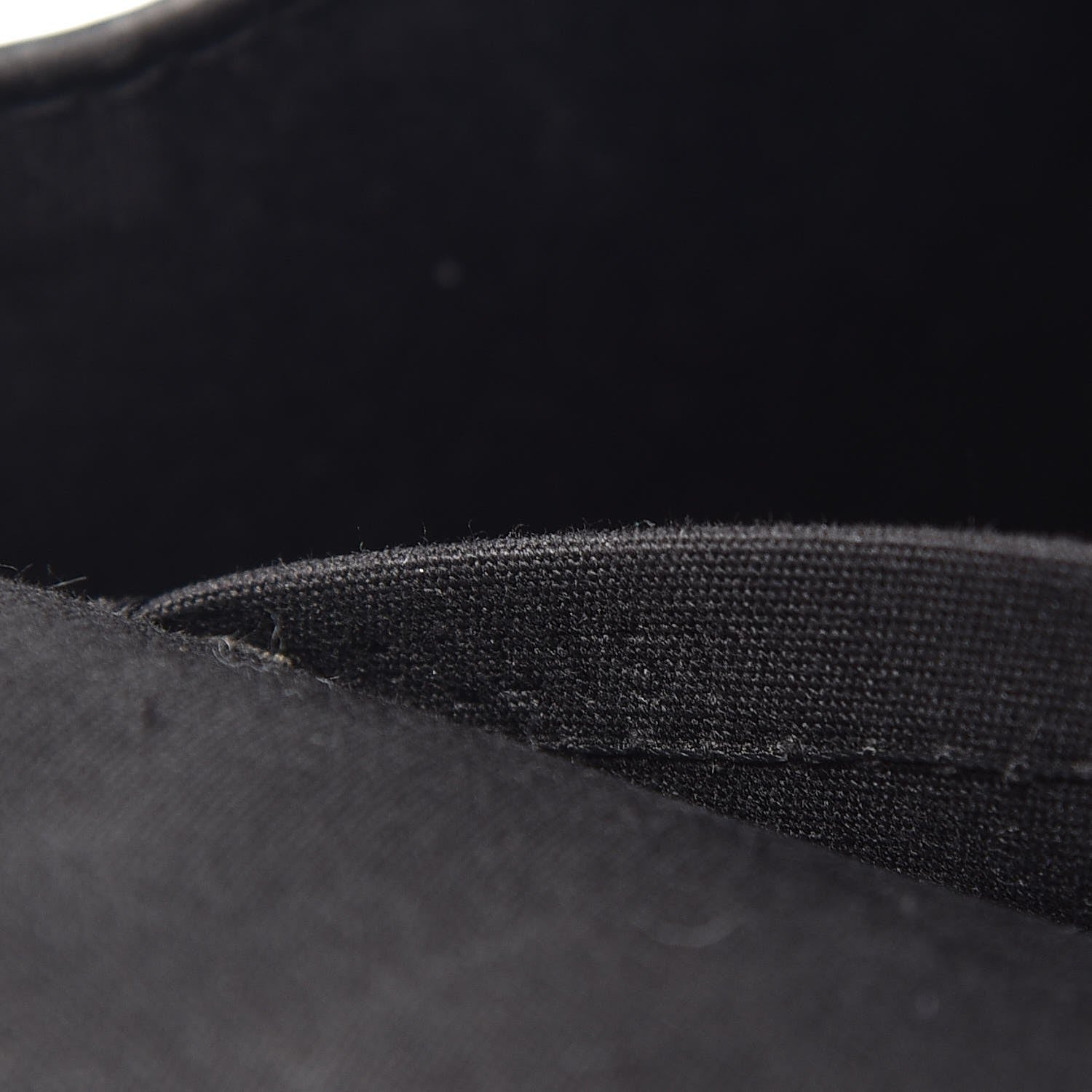 Louis Vuitton Epi Brea MM Black 8 of 8