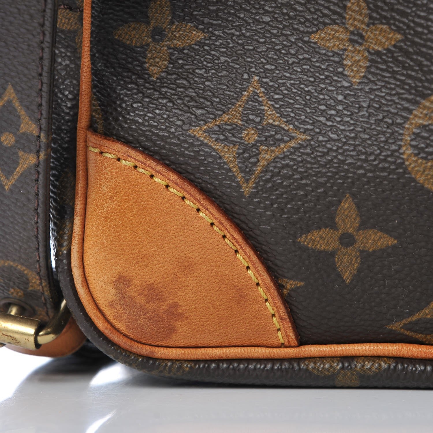 Louis Vuitton Monogram Amazone 9 of 10
