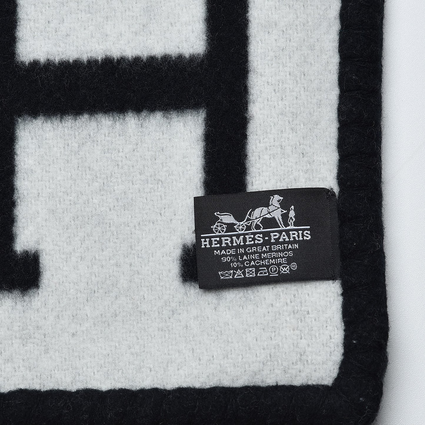 Wool Cashmere Avalon III Blanket Ecru Black