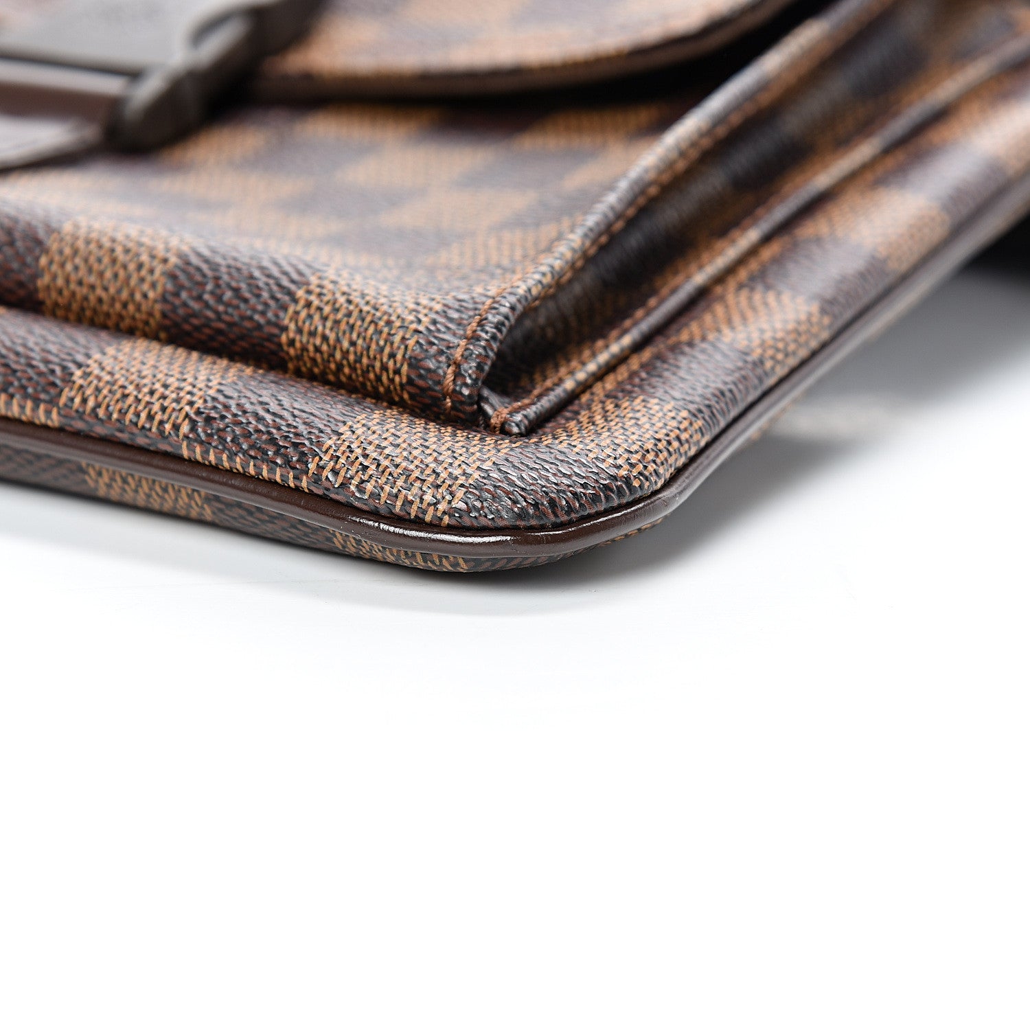 Louis Vuitton Damier Ebene Pochette Melville 9 of 9