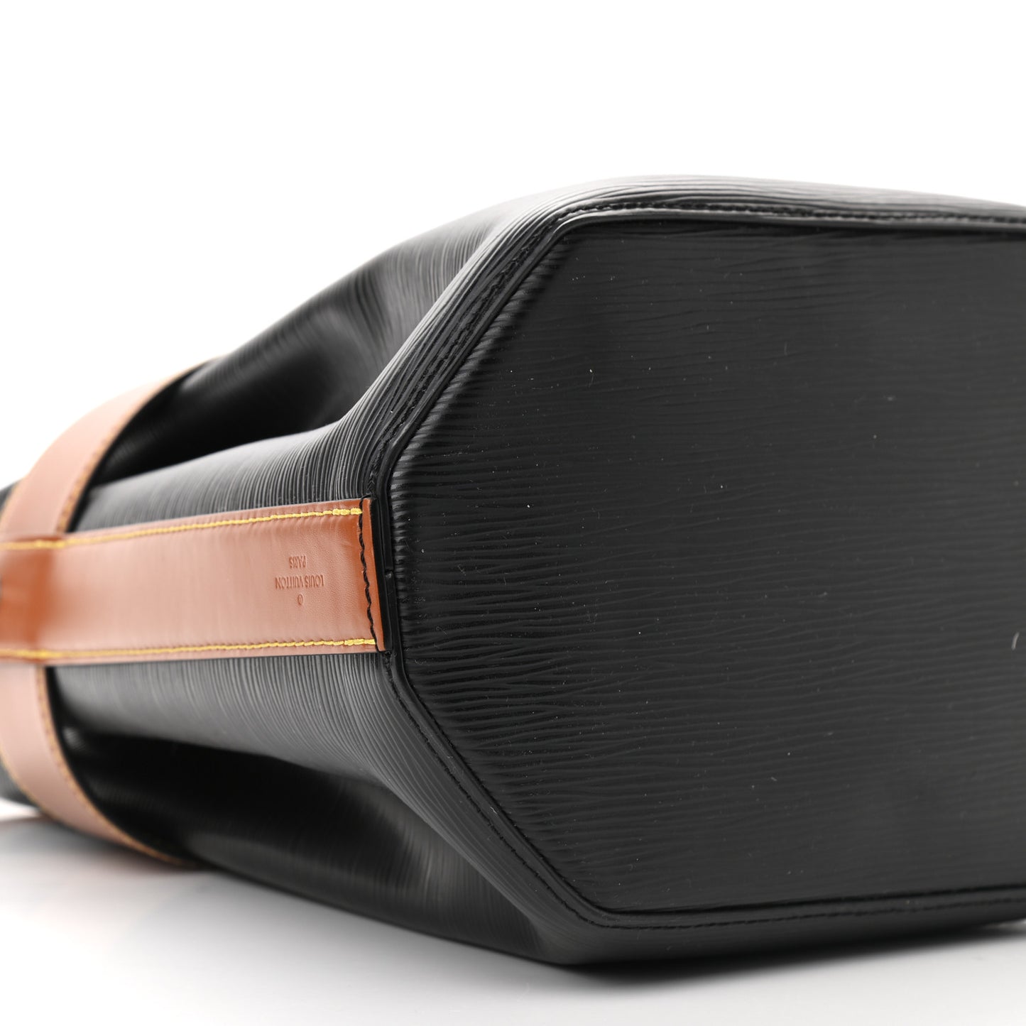 Epi Twist Bucket Black