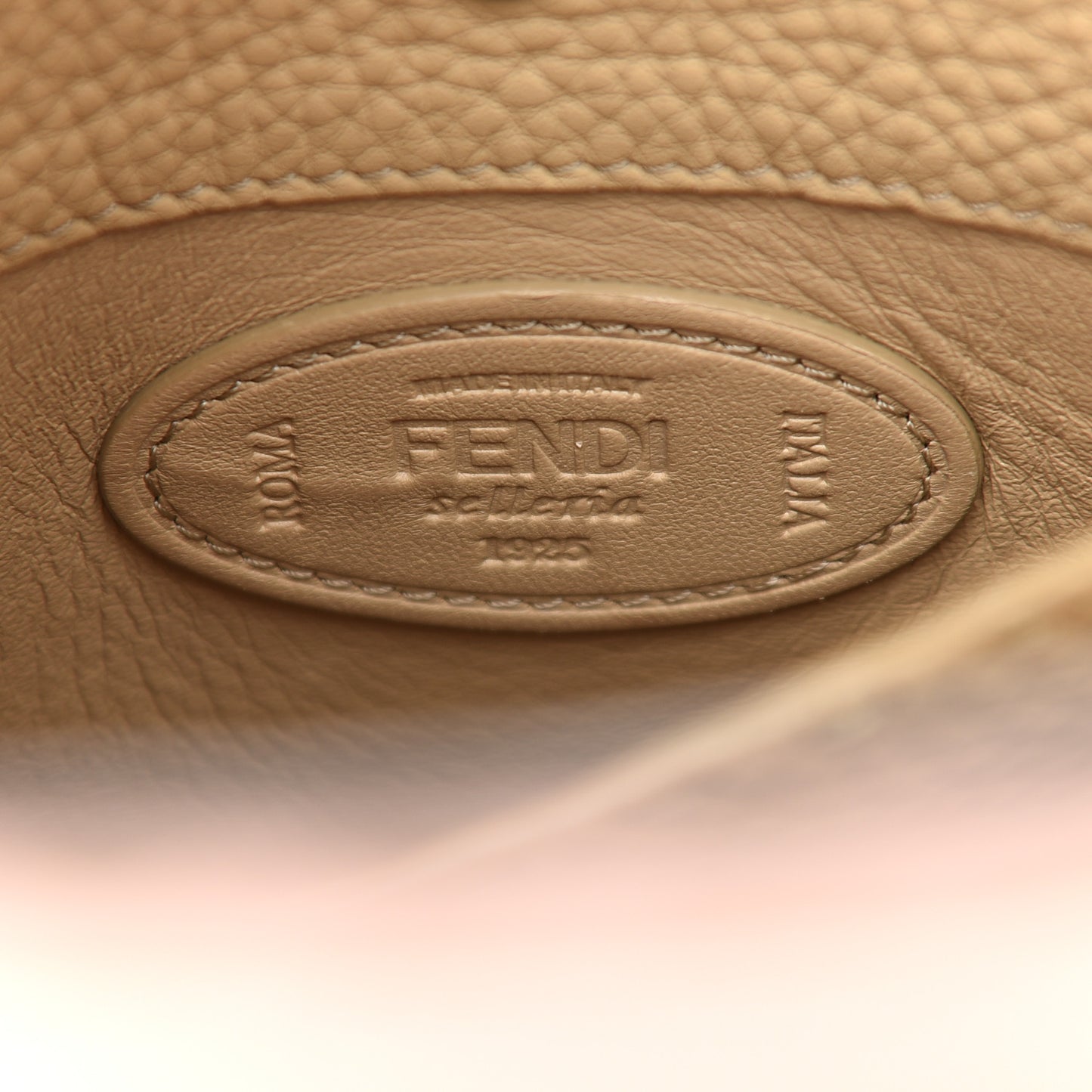 Cuoio Romano Selleria Bi-Color Medium Peekaboo X-Lite Panna Camelia