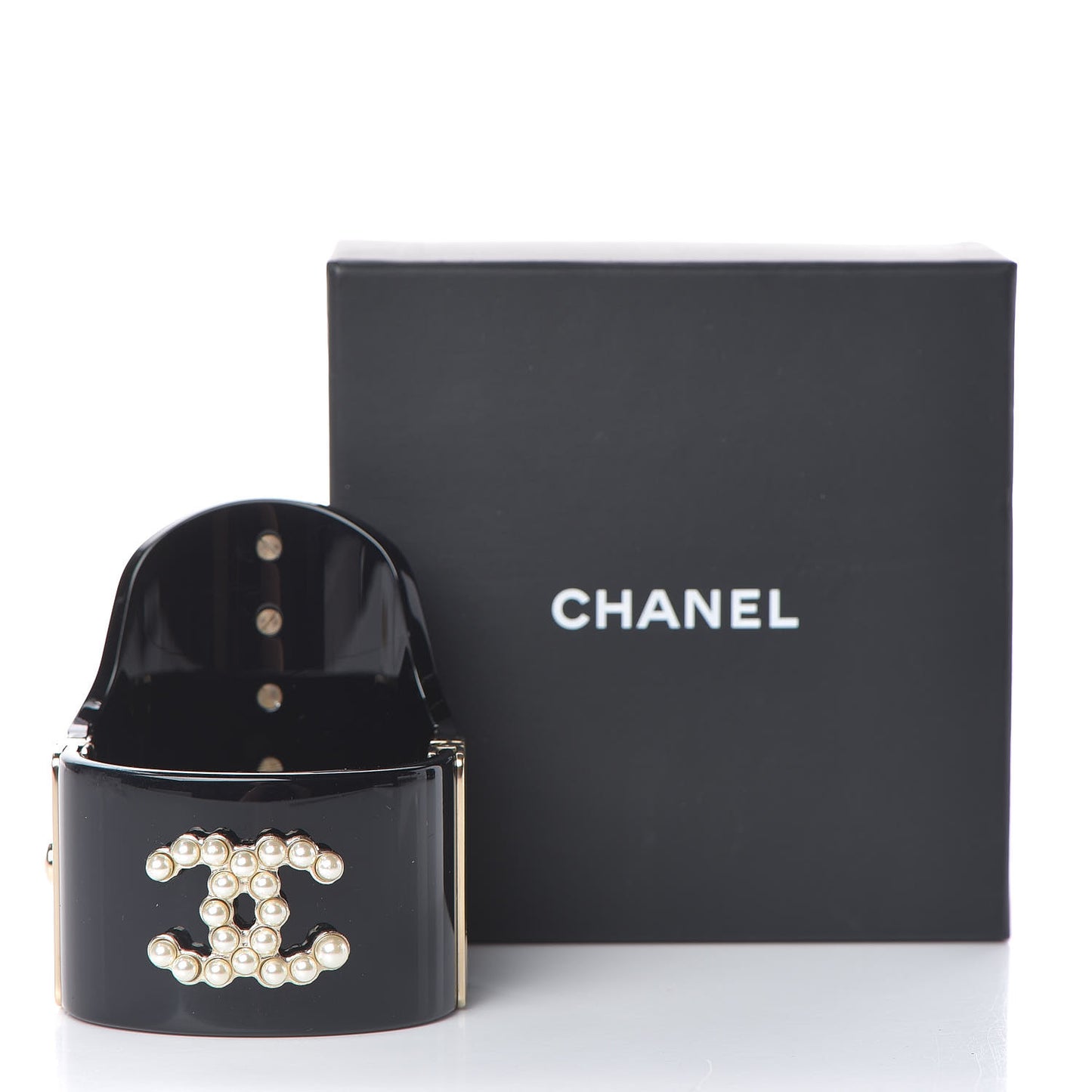 Resin Pearl CC Cuff Black