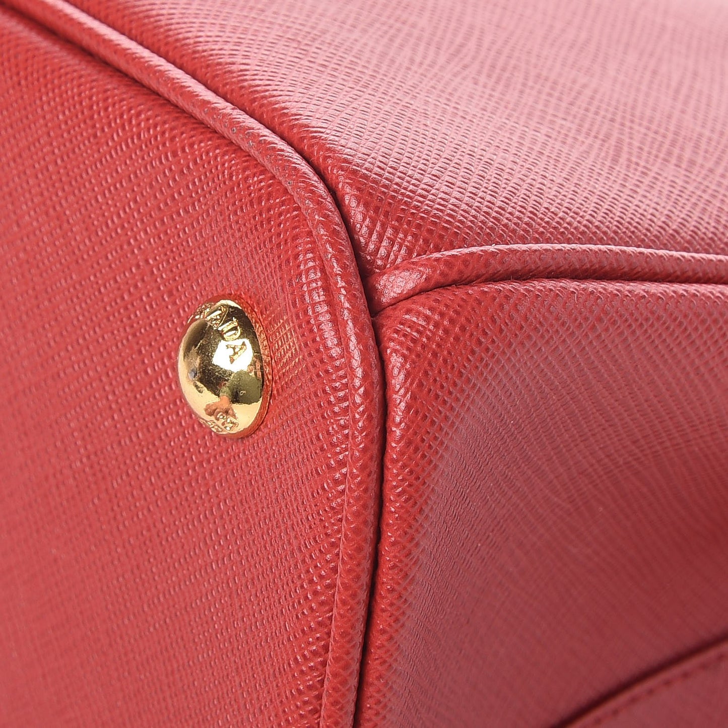 Saffiano Medium Galleria Double Zip Tote Fuoco