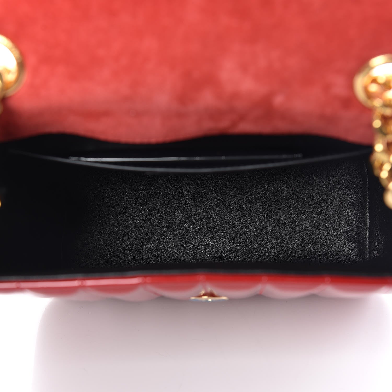 Saint Laurent Patent Calfskin Matelasse Monogram Medium Vicky Chain Bag Rouge Eros 7 of 9
