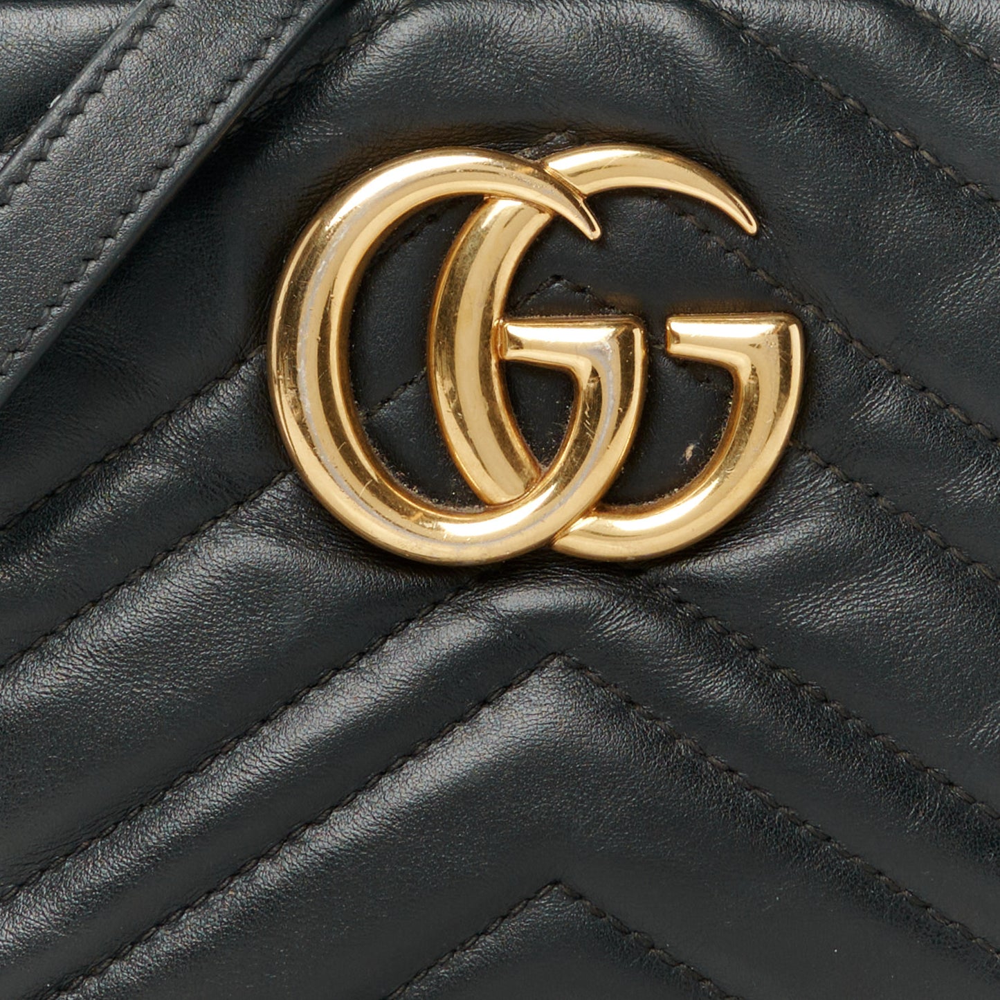 Calfskin Matelasse Small GG Marmont Chain Shoulder Bag Black