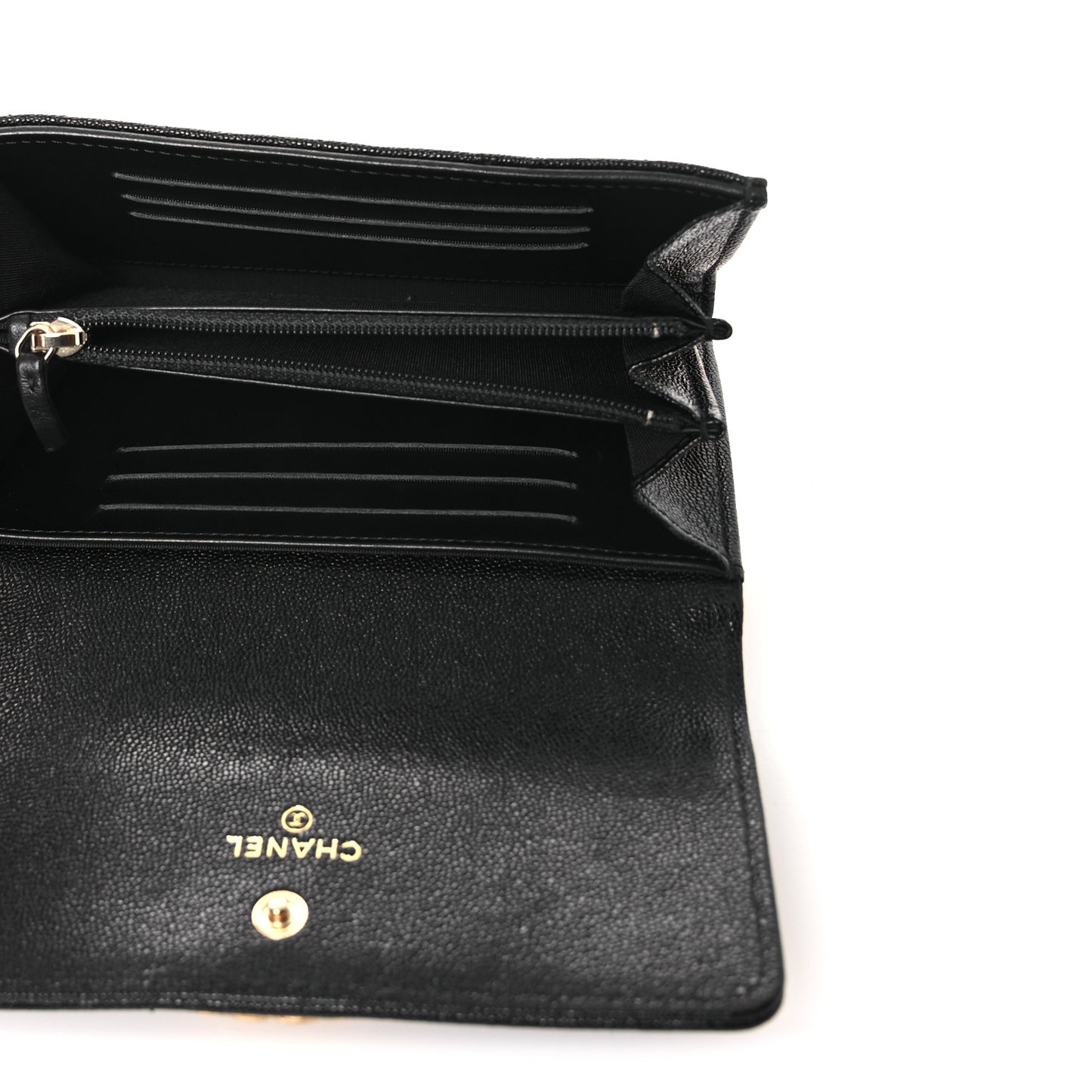 Caviar Quilted Medium Boy Flap Wallet Black