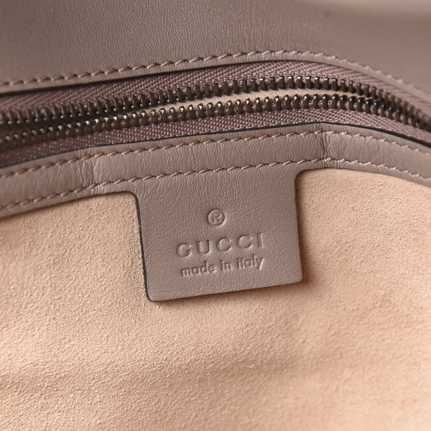 Calfskin Matelasse Medium GG Marmont Shoulder Bag Porcelain Rose