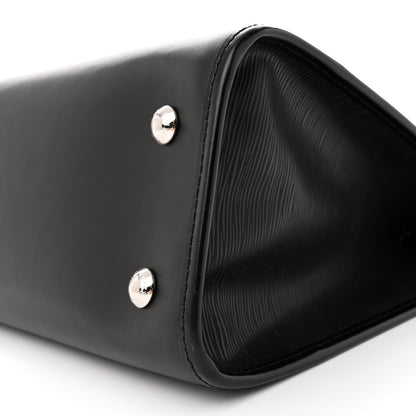 Louis Vuitton Epi Madeleine GM Black 9 of 10