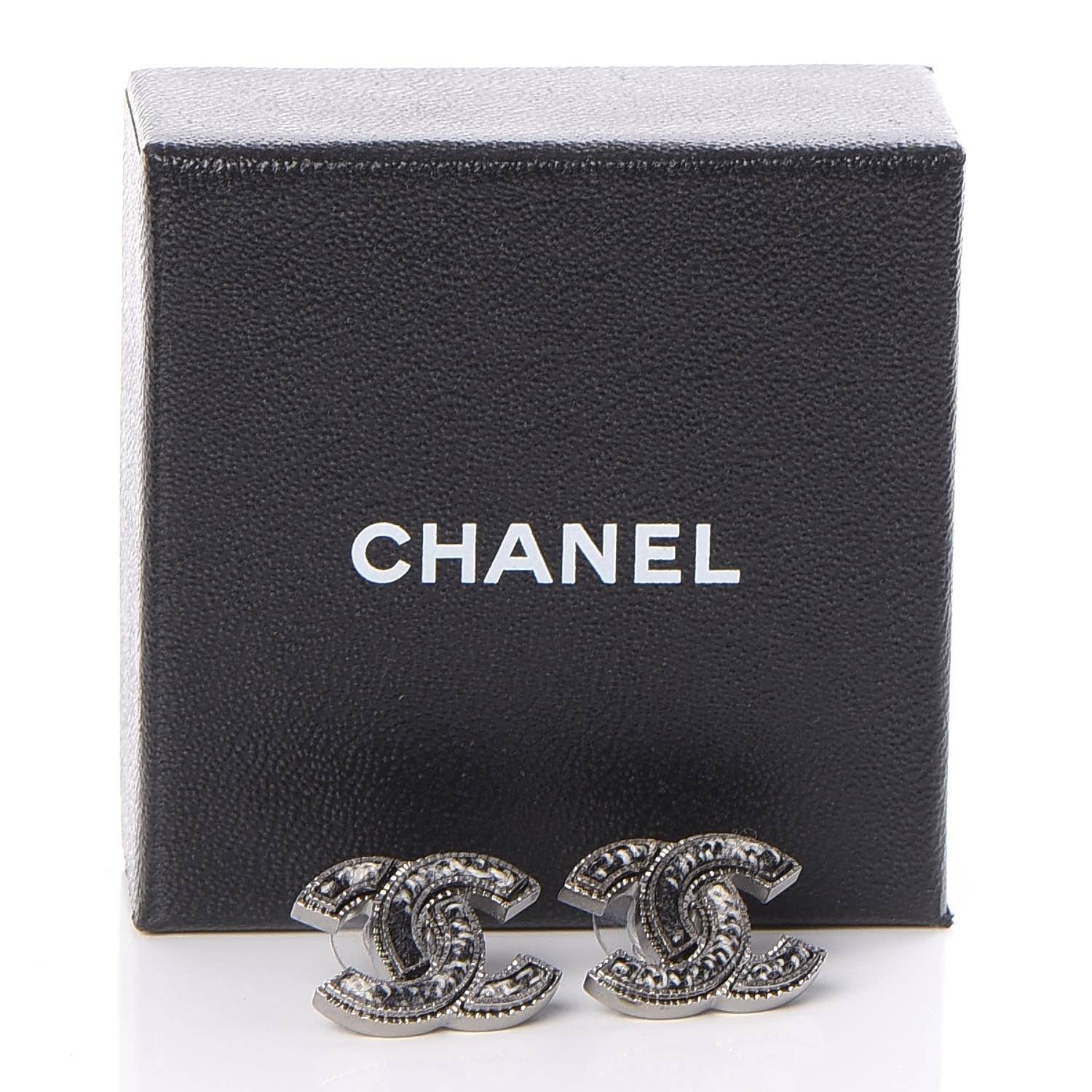 Chanel Ruthenium Tweed CC Earrings Grey 5 of 5