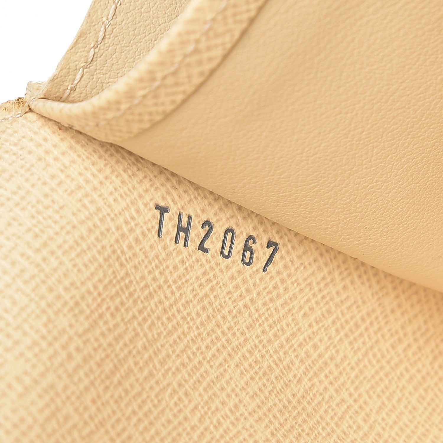 Louis Vuitton Damier Azur Sarah Wallet 7 of 9