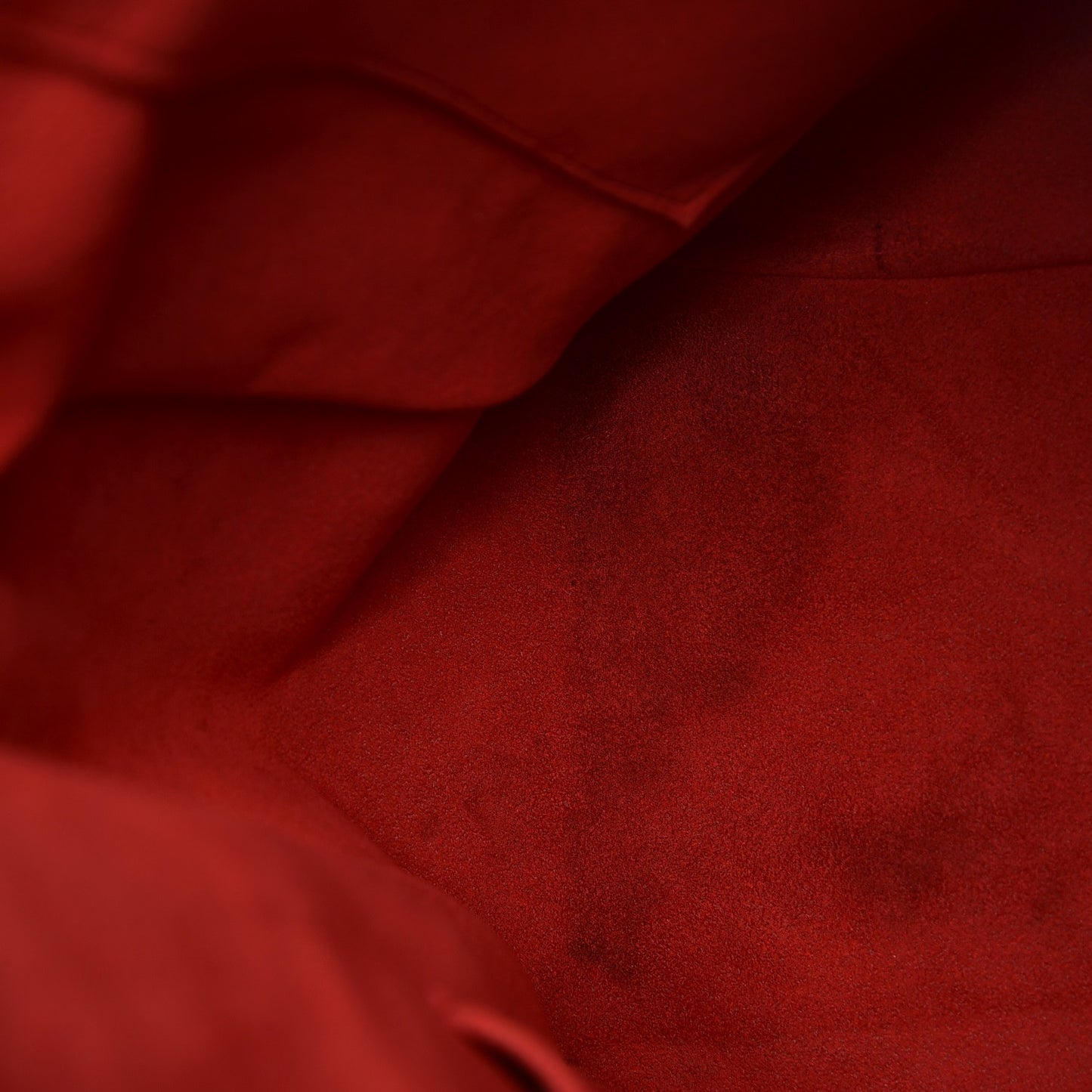Monogram Gaia Cherry