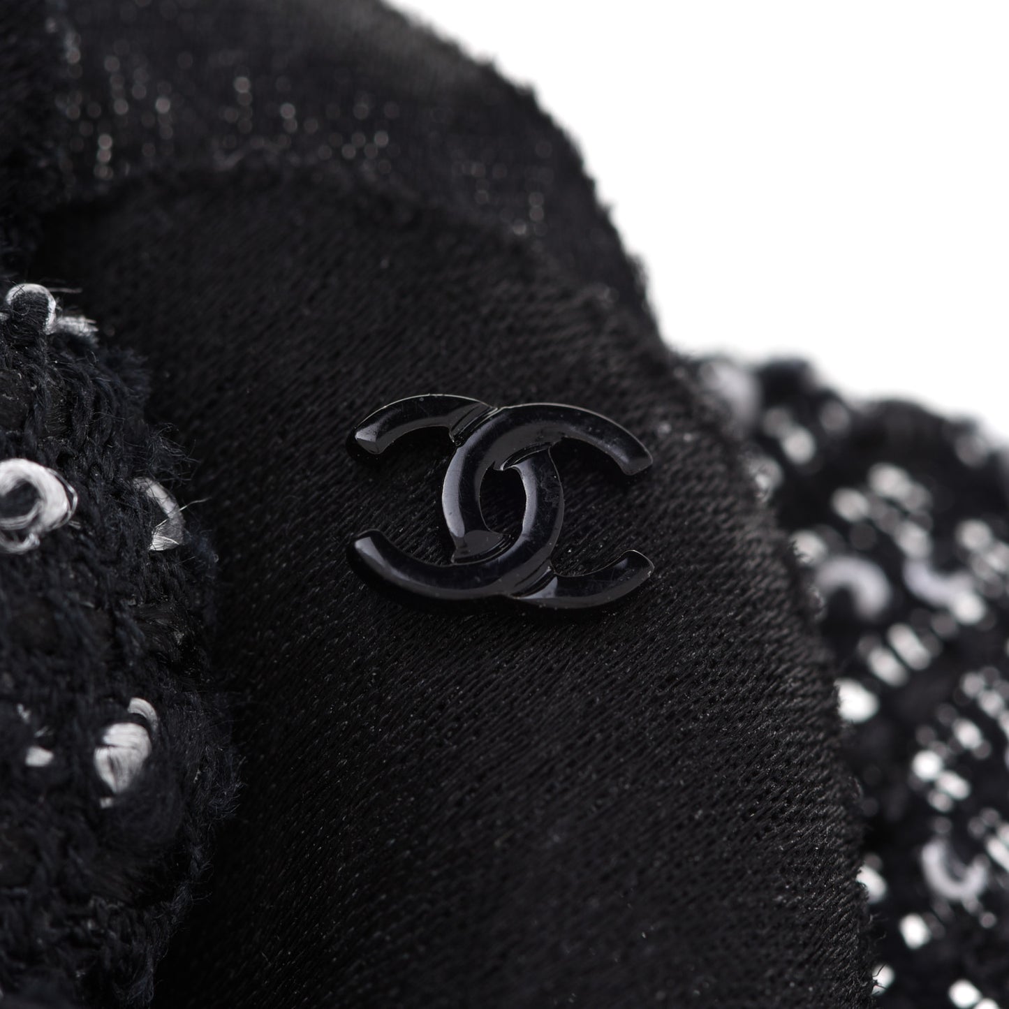 Tweed Camellia Pin Brooch Black White
