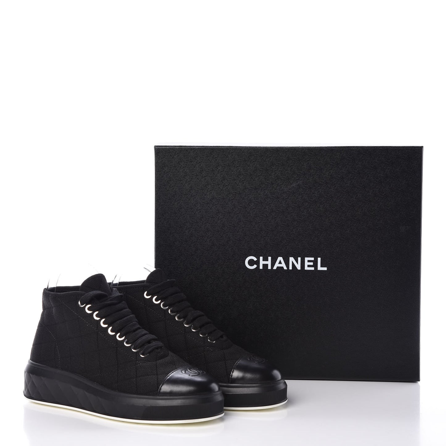 Fabric Quilted Lambskin Cap Toe Lace Up Sneakers 36 Black