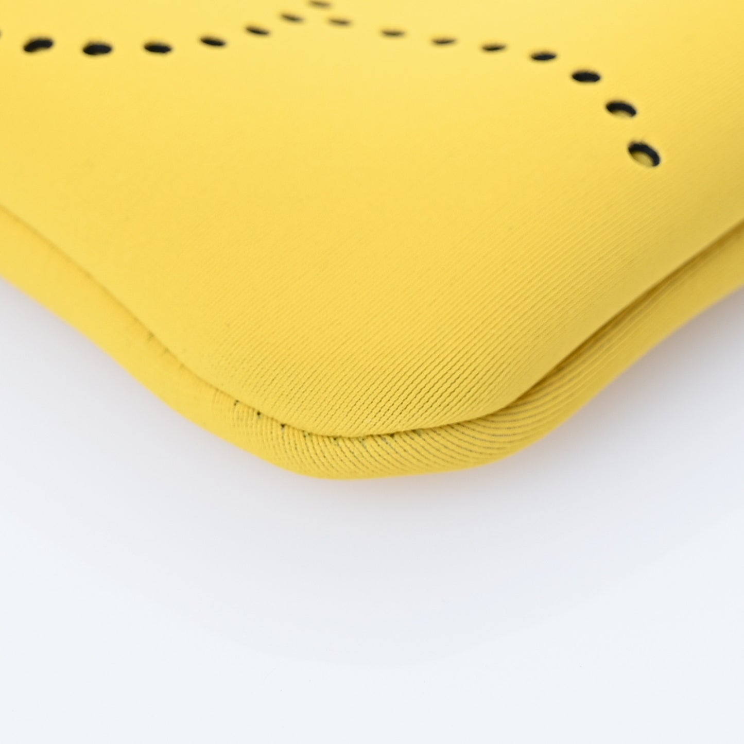 Neoprene Small Neobain Poulpe Fiction Case Bouton D'or