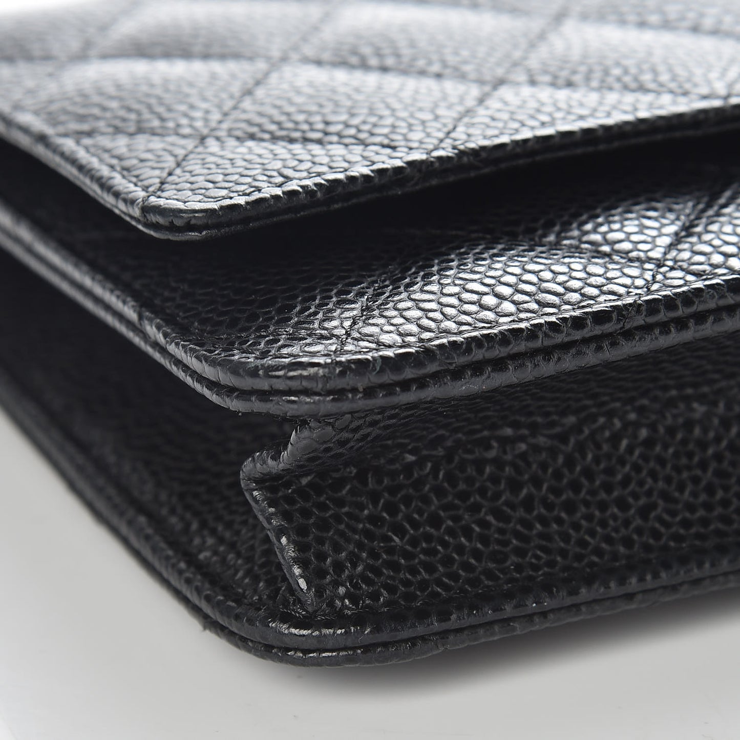 Caviar Quilted Wallet On Chain WOC Black