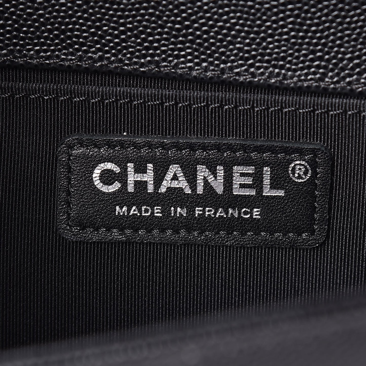 Caviar Quilted Medium Boy Flap Black