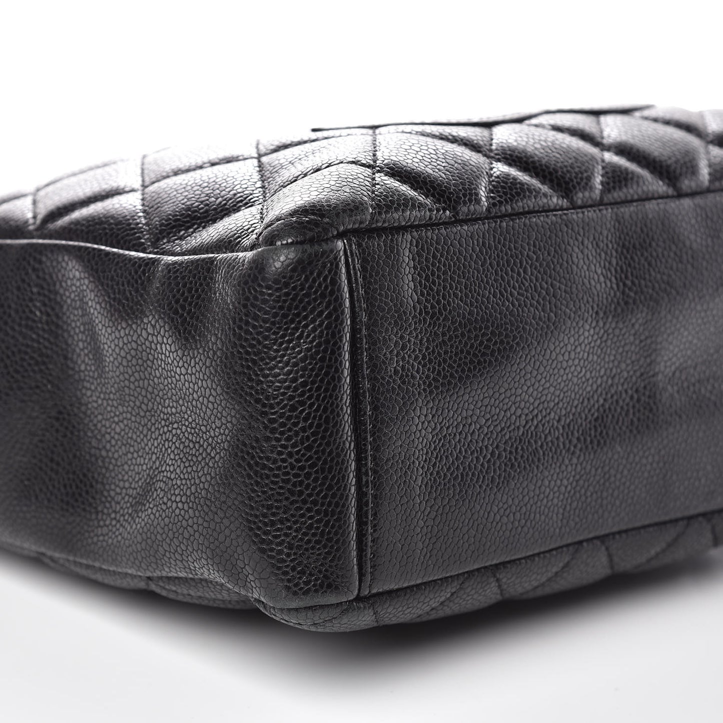 Caviar Quilted Petit Shopping Tote PST Black