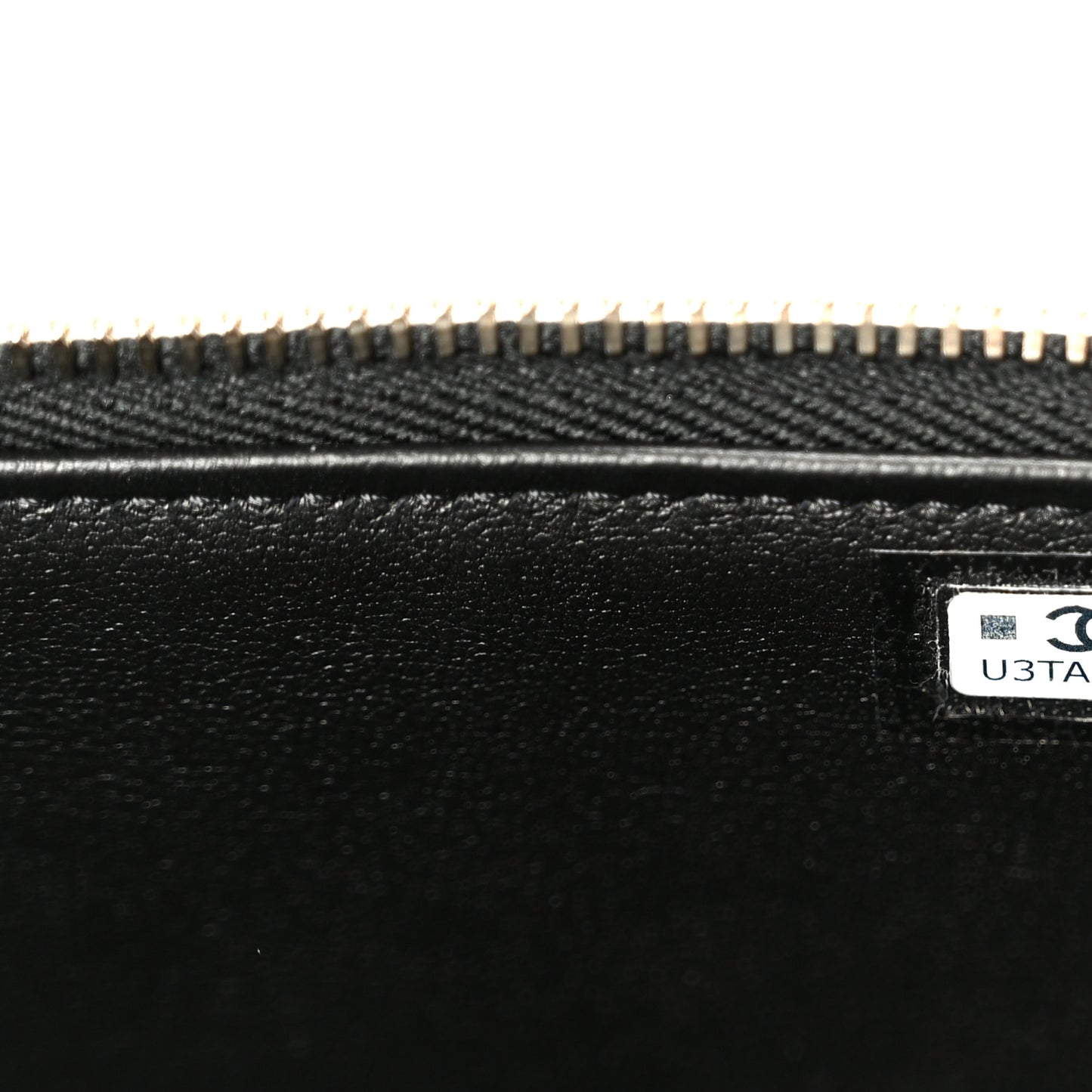 Shiny Lambskin Quilted CC Links Small Vanity Case With Chain Black
