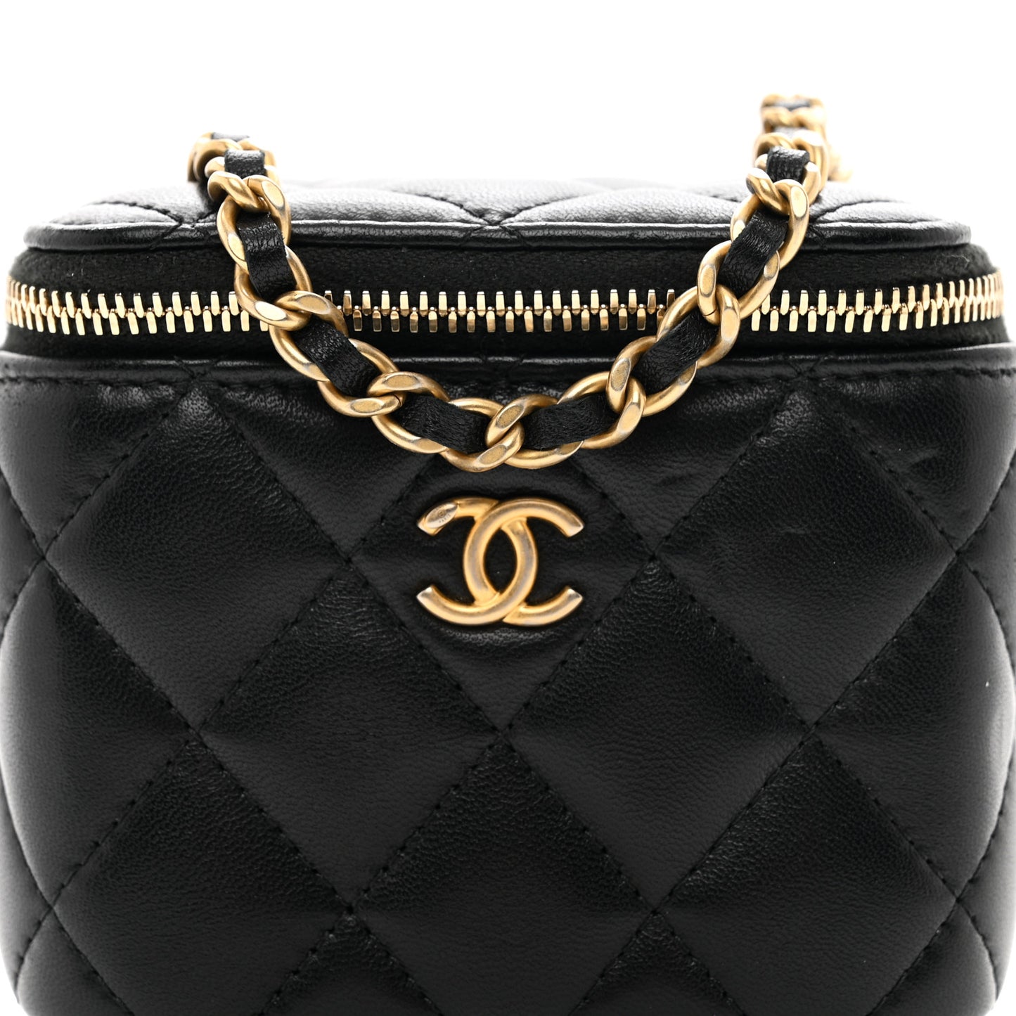 Lambskin Quilted Mini Pearl Crush Vanity Case With Chain Black
