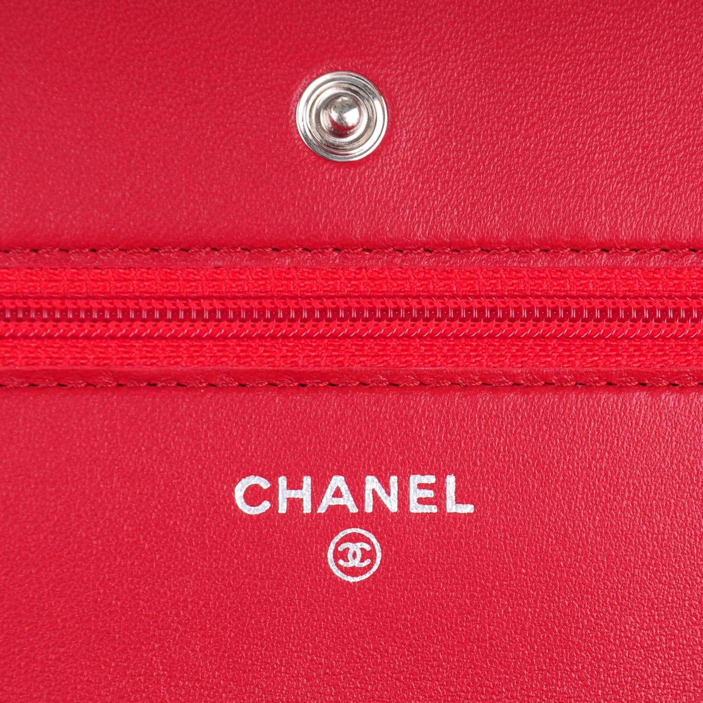 Lambskin Quilted Wallet On Chain WOC Red