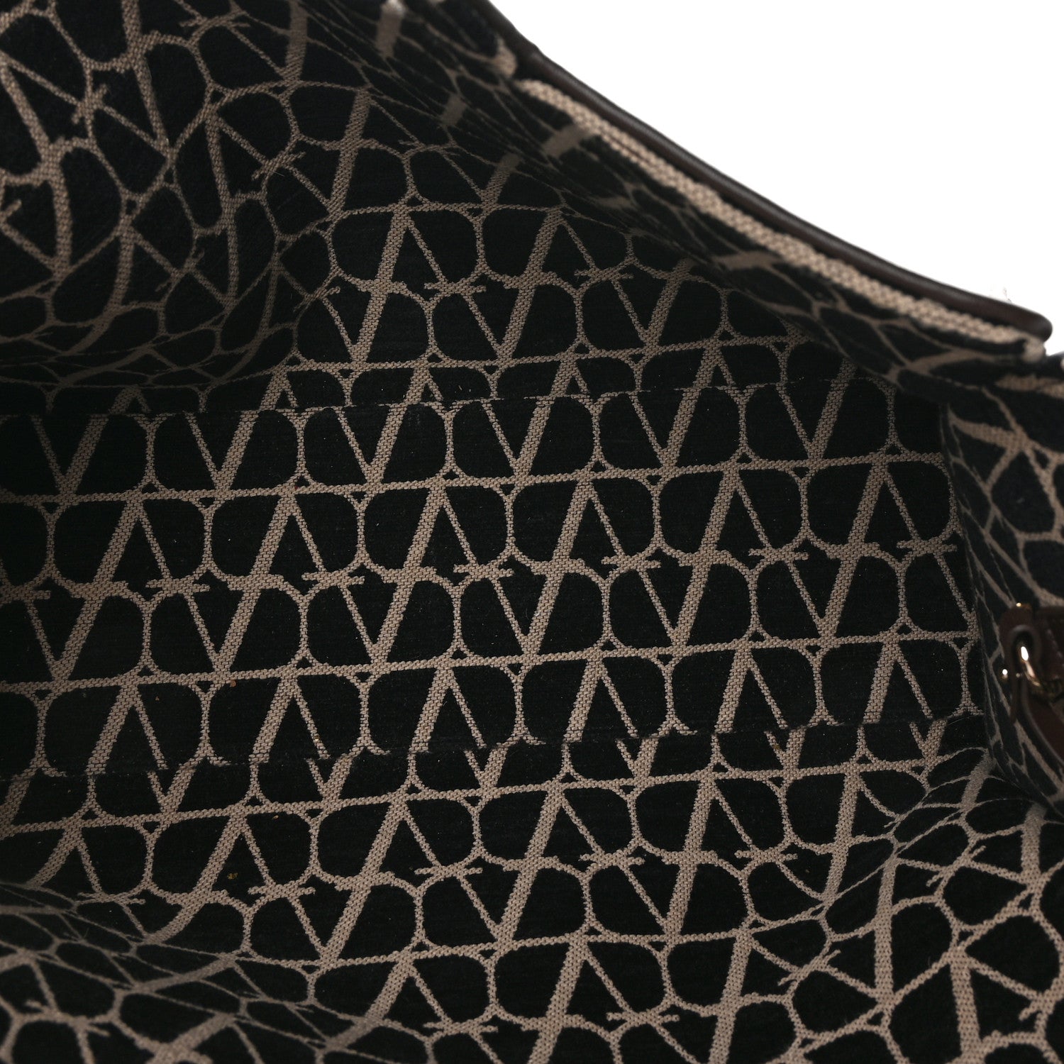 Valentino Garavani Toile Iconographe Goatskin Le Troisieme Shopping Bag Naturale Black Fondant 6 of 10