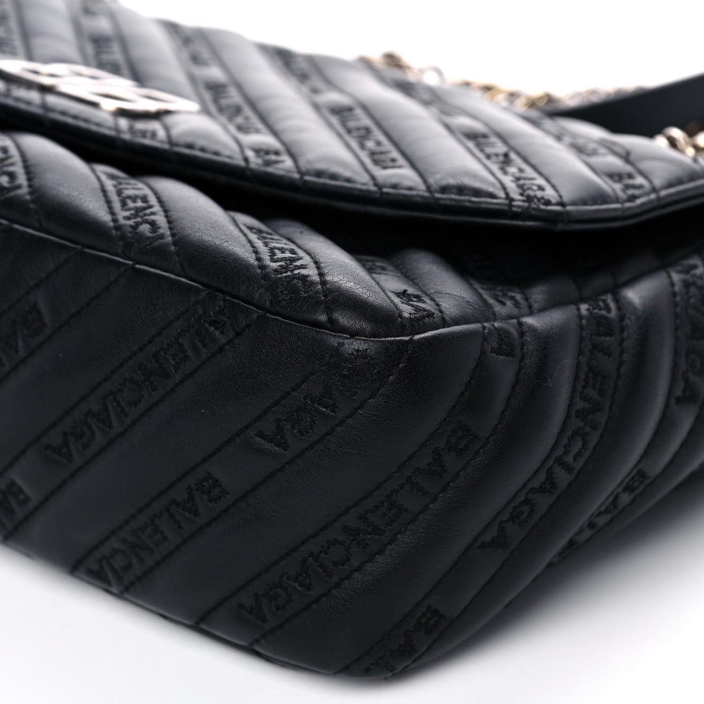 Calfskin Logo Matelasse M BB Chain Shoulder Bag Black