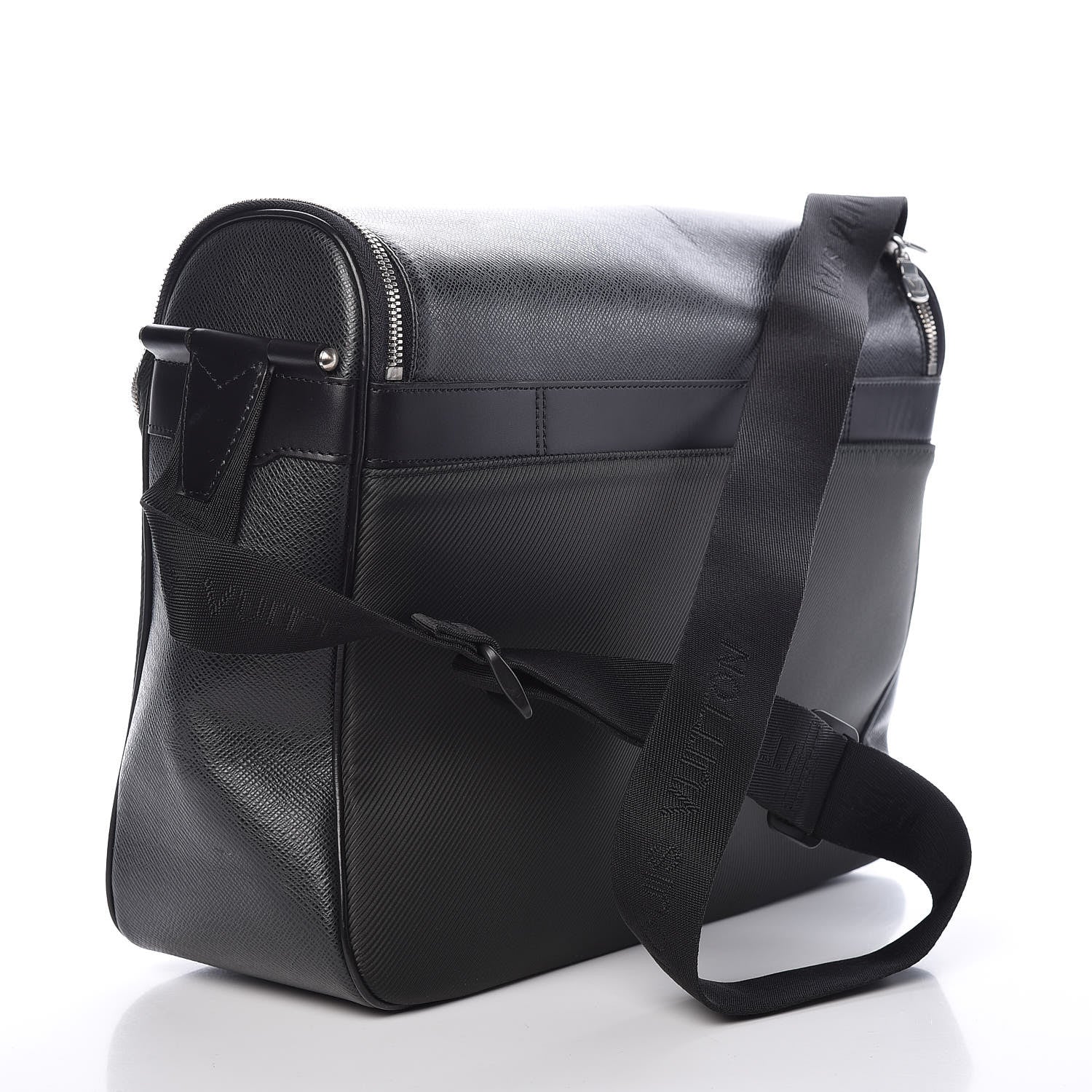 Louis Vuitton Taiga Taimyr Messenger Bag Ardoise 3 of 11