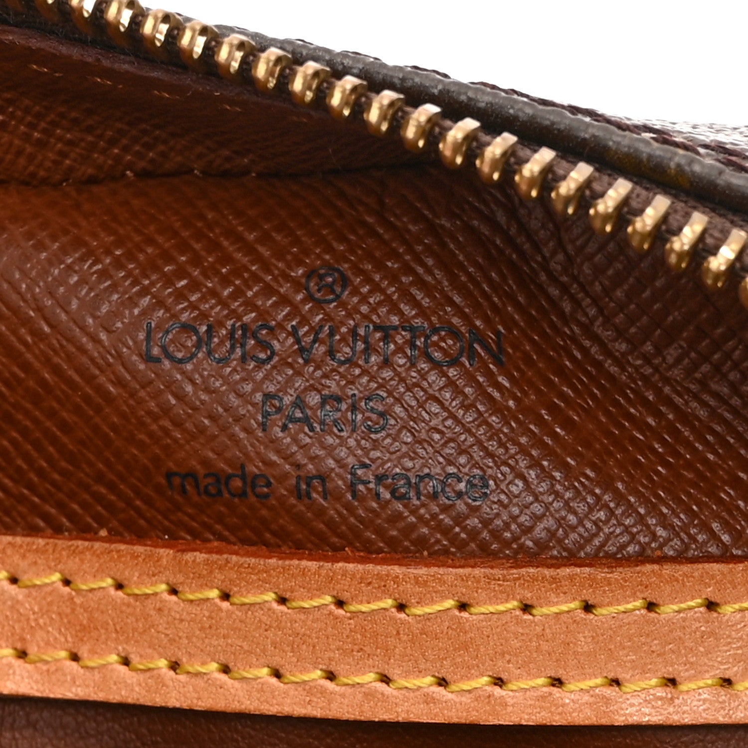 Louis Vuitton Monogram Blois 6 of 10