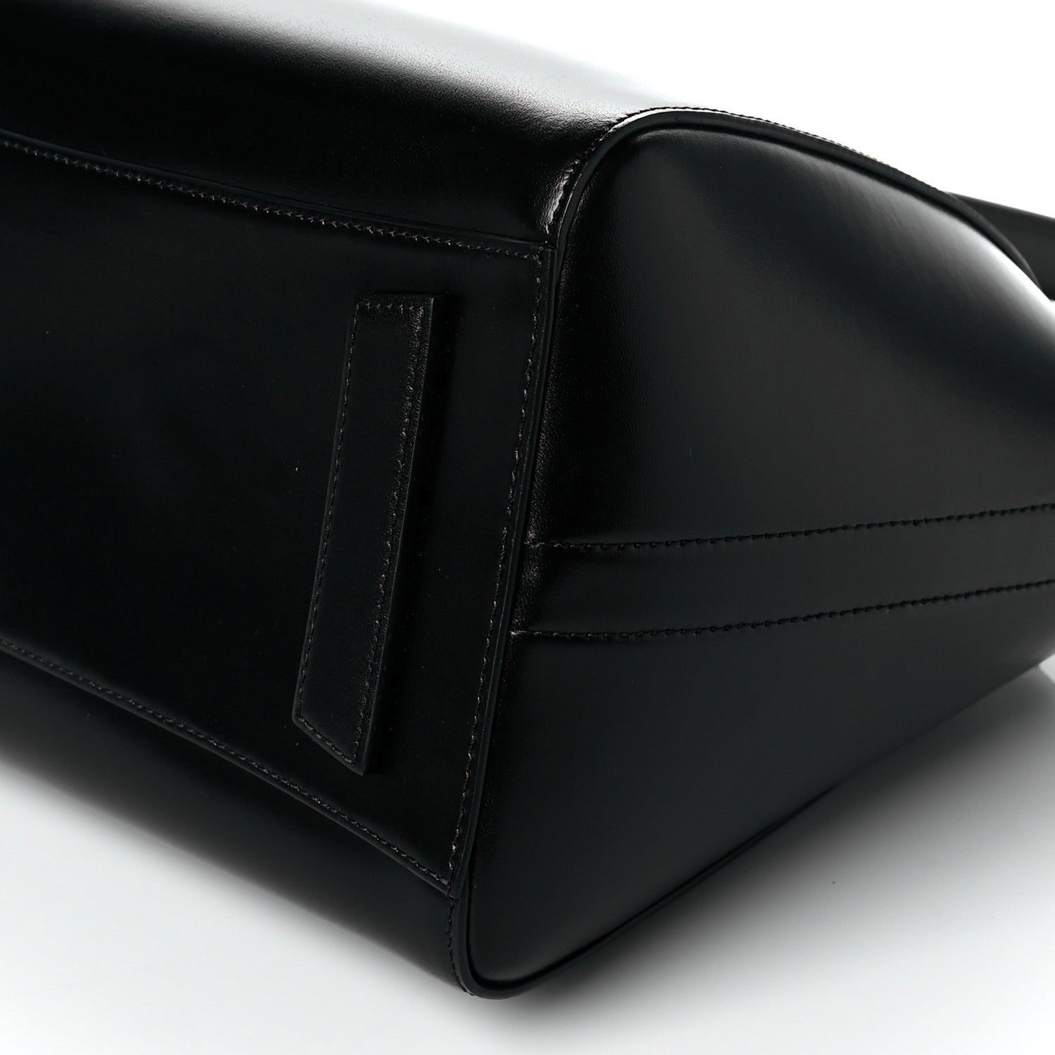 Givenchy Shiny Lord Calfskin Medium Antigona Black 10 of 10