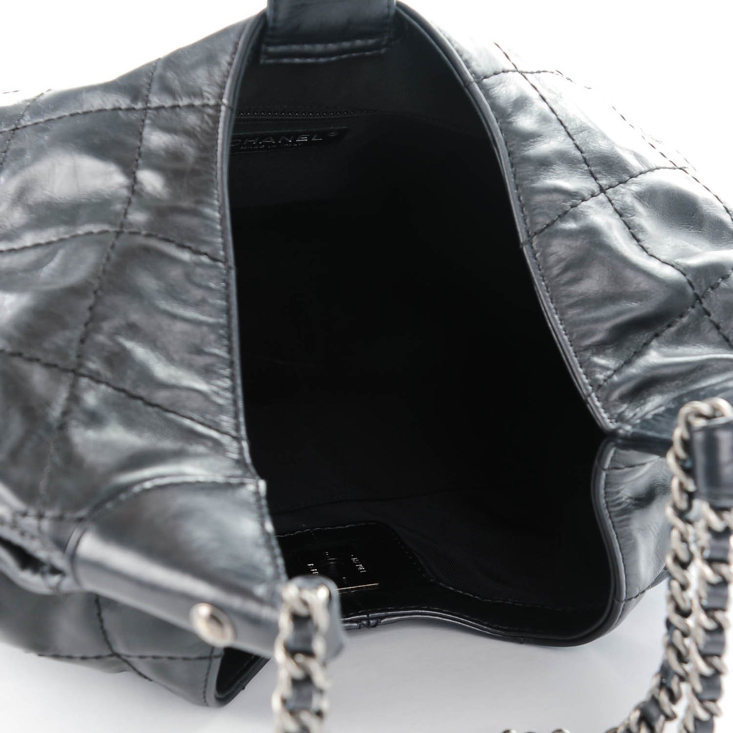 Calfskin Quilted Coco Supple Hobo Black