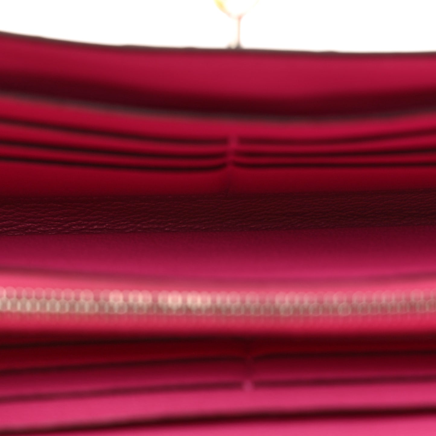 Shiny Alligator Kelly Longue Wallet Fuchsia