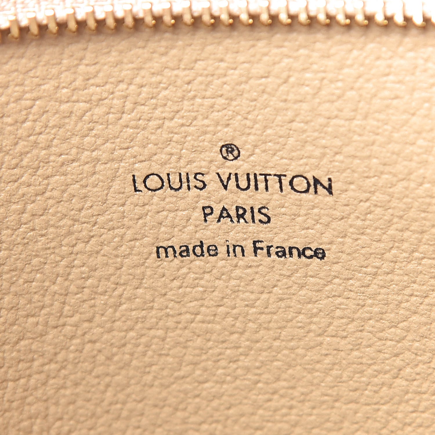 Louis Vuitton Monogram Giant Toiletry Pouch 26 Kaki 6 of 10