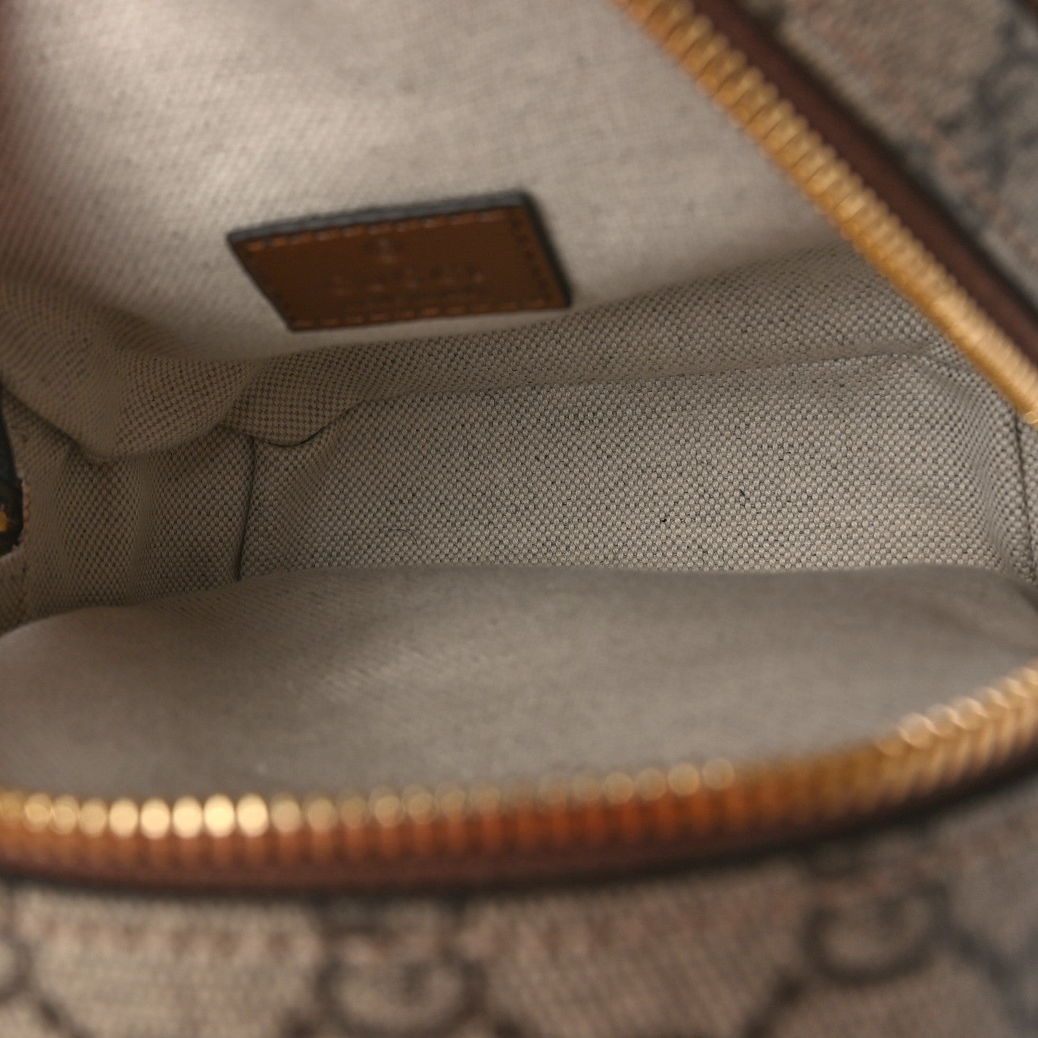 Gucci GG Supreme Monogram Azalea Calfskin Retro Interlocking G Multi-Function Bag Beige Ebony Brown Sugar 5 of 10
