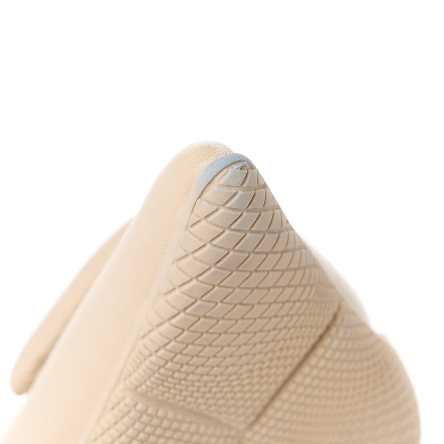 Spazzolato Triangle Logo Pointed Toe 45mm Slingback Pumps 36 Deserto