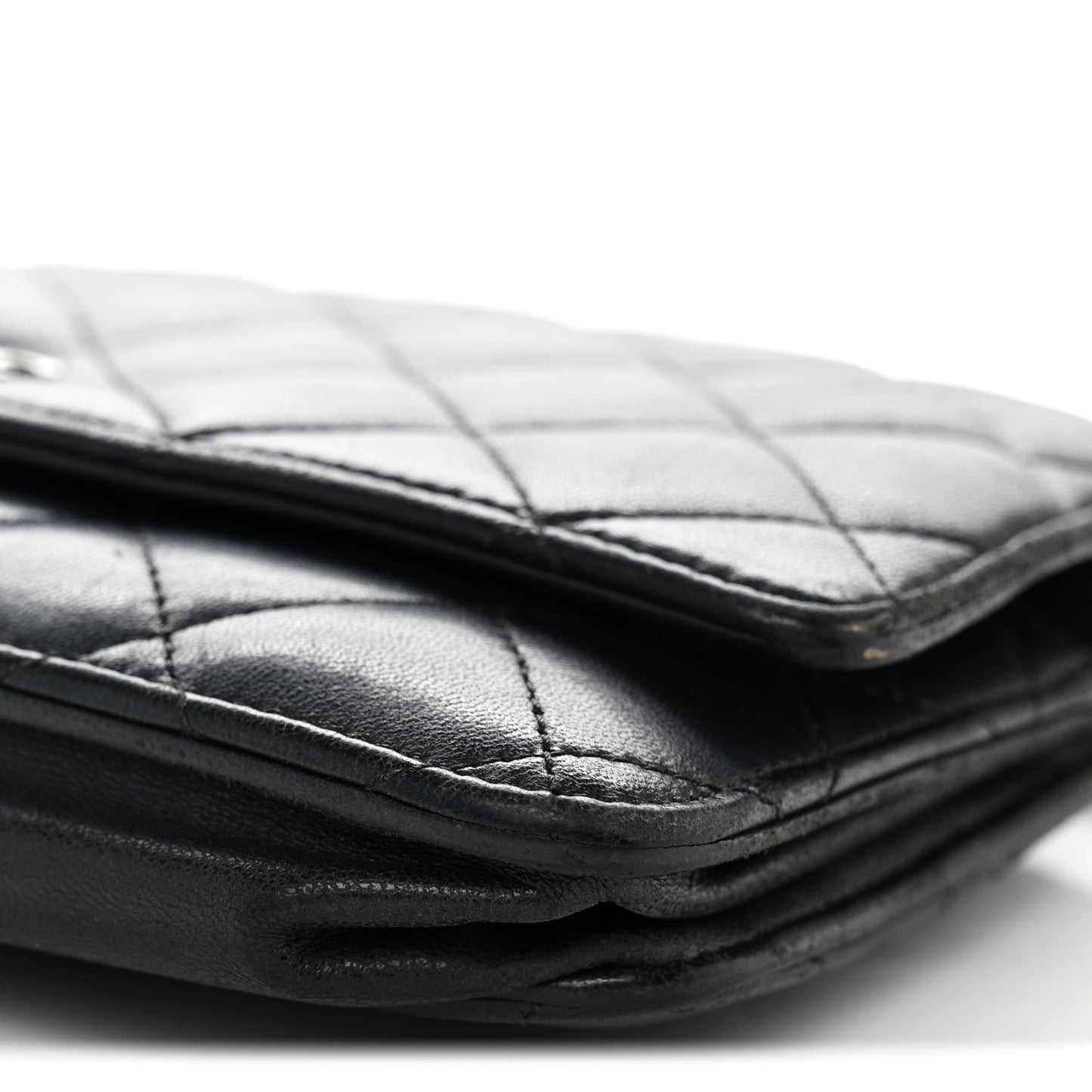 Lambskin Quilted Wallet On Chain WOC Black