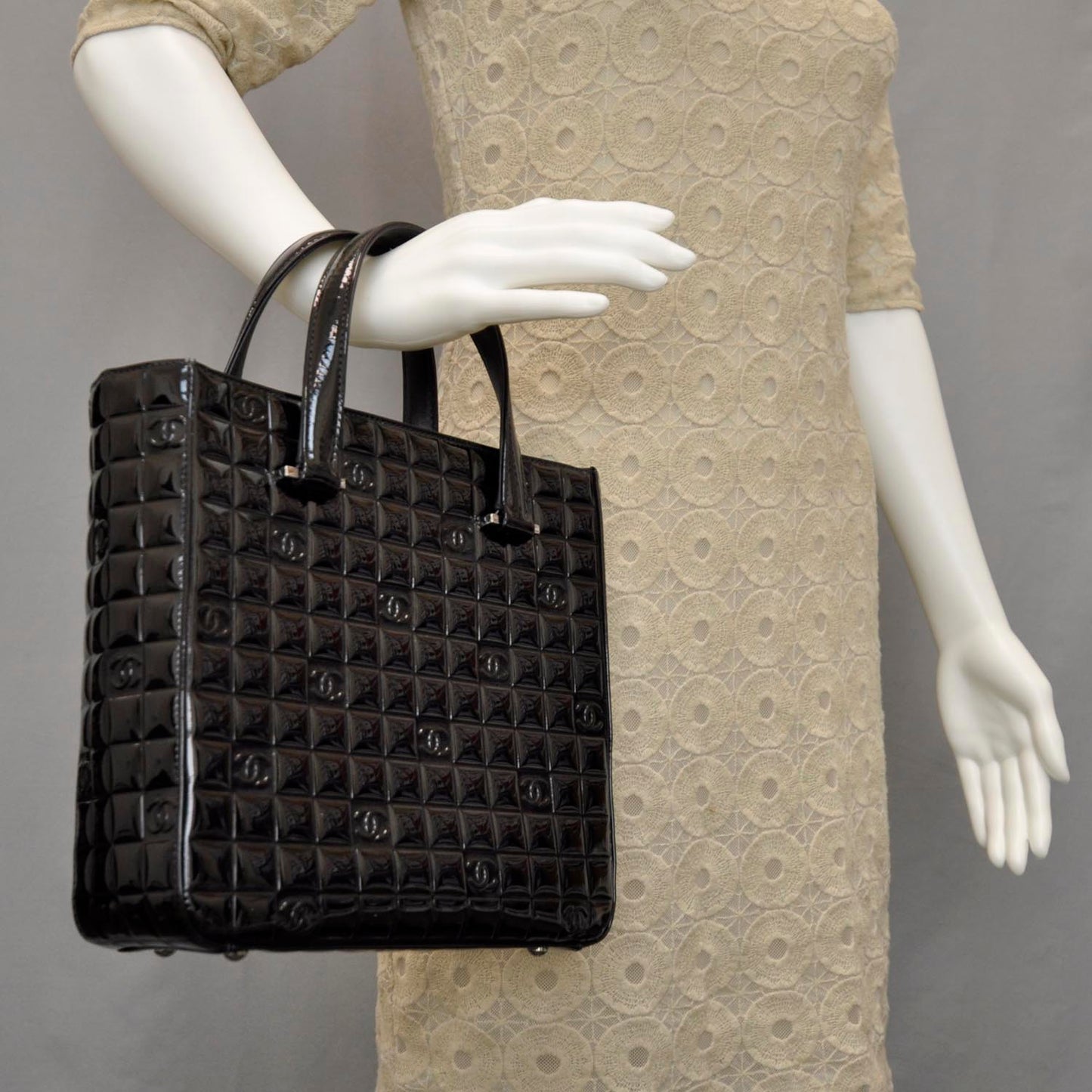 Patent Chocolate Bar Quilted Tote Black