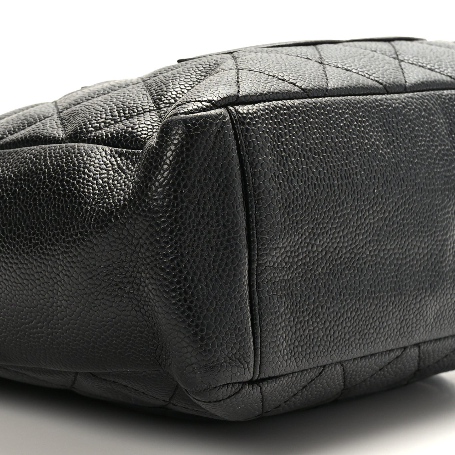 Caviar Quilted Petit Shopping Tote PST Black
