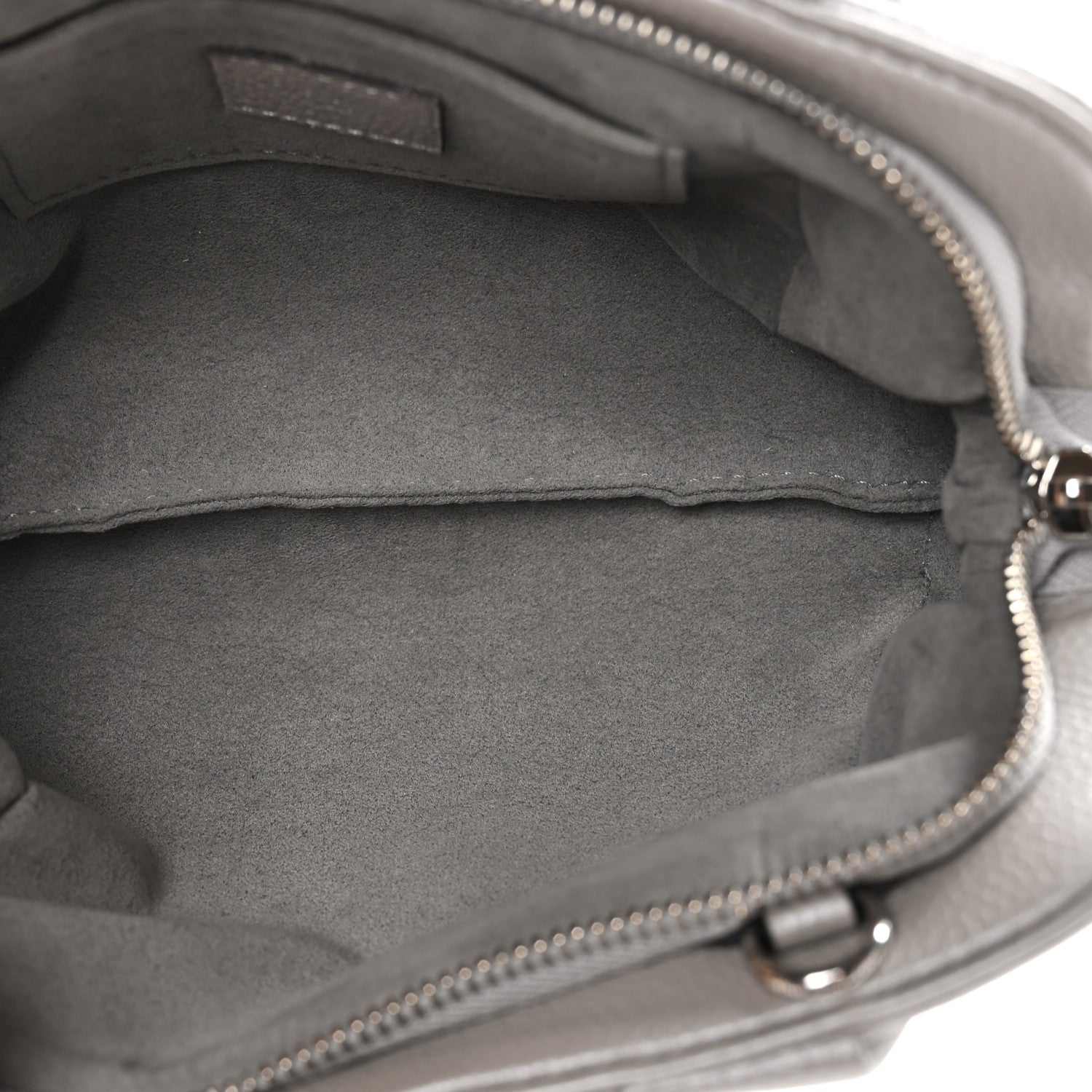Louis Vuitton LOUIS VUITTON Mahina Scala Mini Pouch Gris Souris 5 of 9