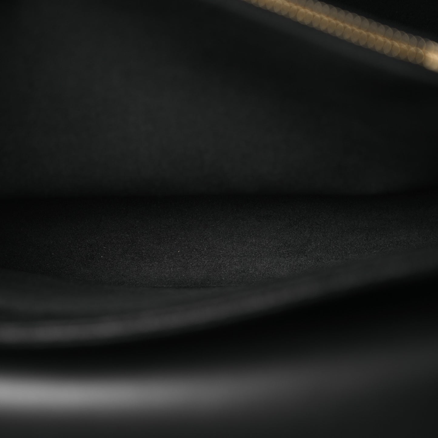Calfskin Monogram Very One Handle Black