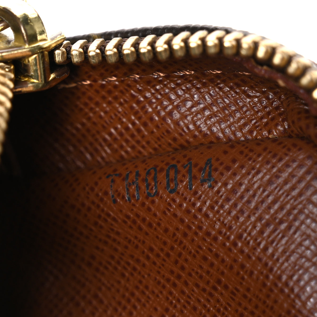 Monogram Amazone