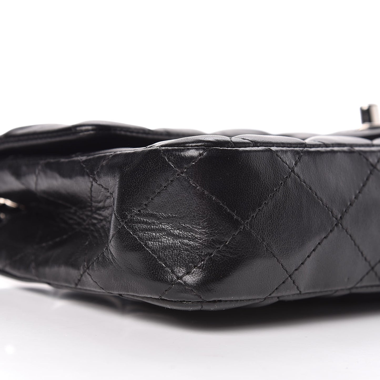 Lambskin Quilted East West Flap Black