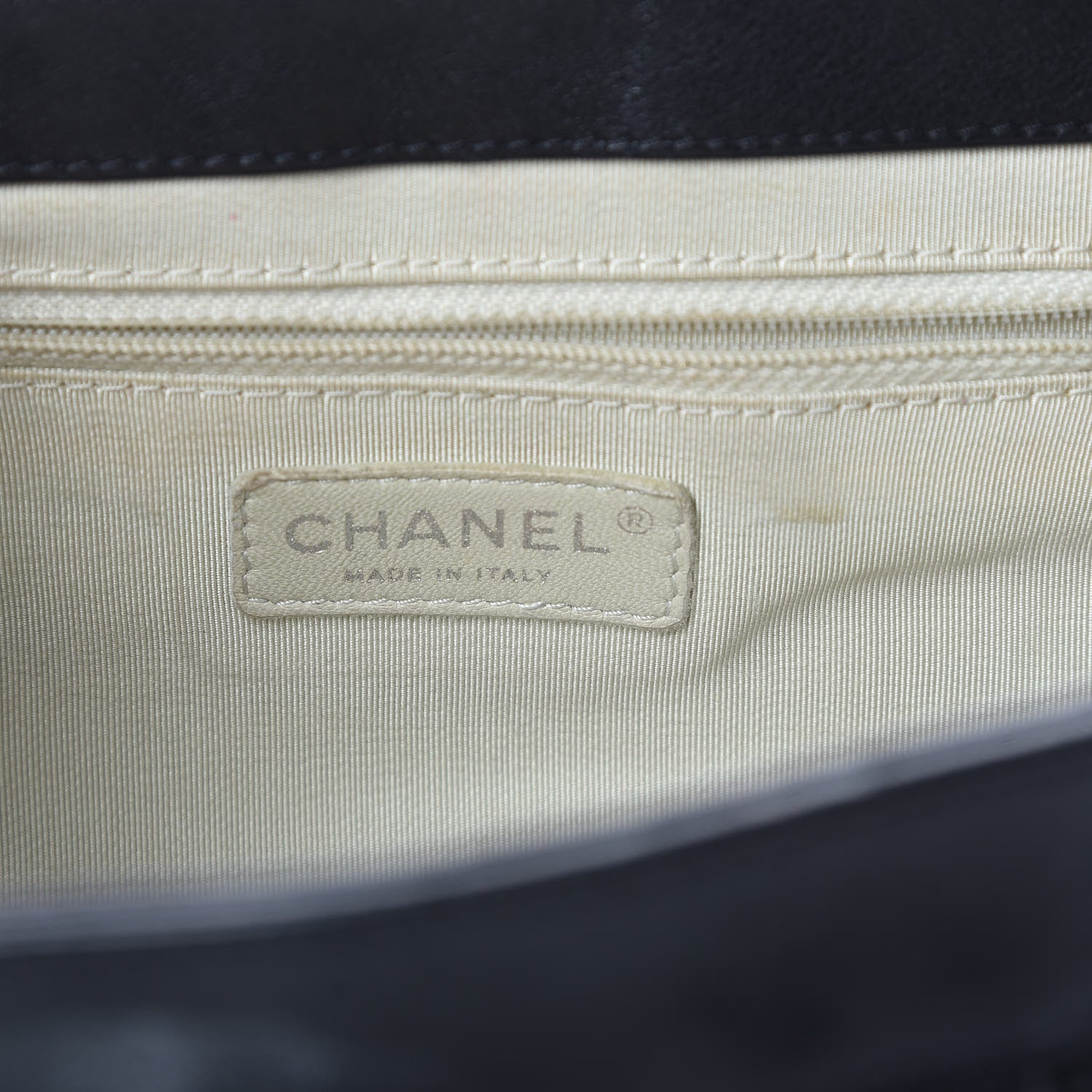 Chanel Washed Lambskin Quilted Medium Chain Around Messenger Black 6 of 15