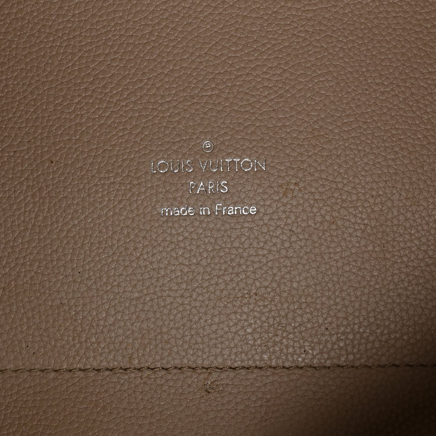 Louis Vuitton Mahina Hina MM Galet 7 of 10