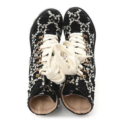 Gucci Tweed GG Monogram Lace Up Combat Ankle Boots 36.5 Black 2 of 8