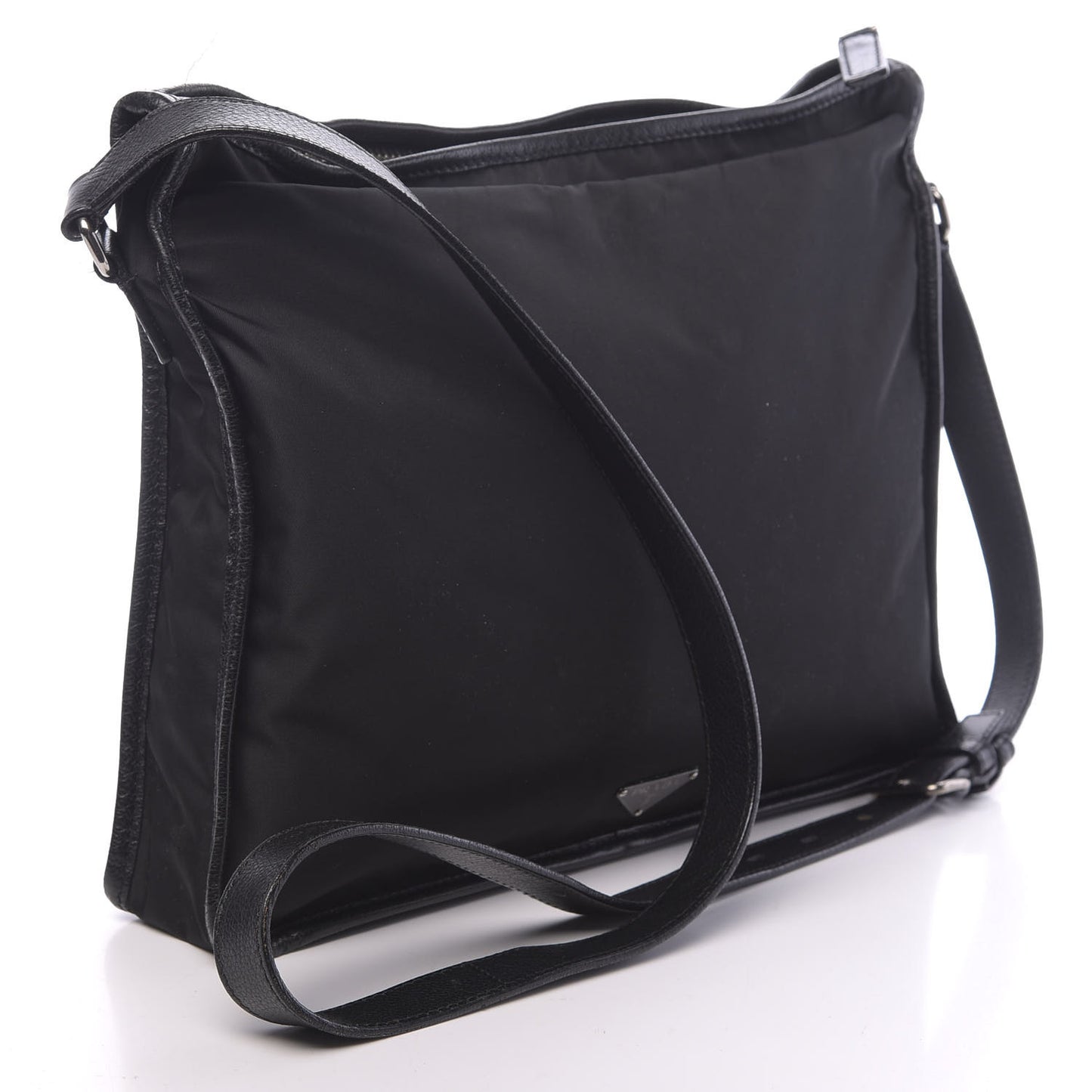 Nylon Flat Messenger Bag Black